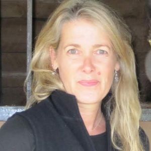 Meet your Posher, Jacqueline